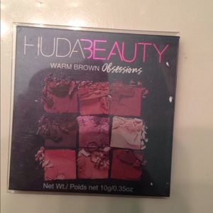 Huda beauty 9 pallet